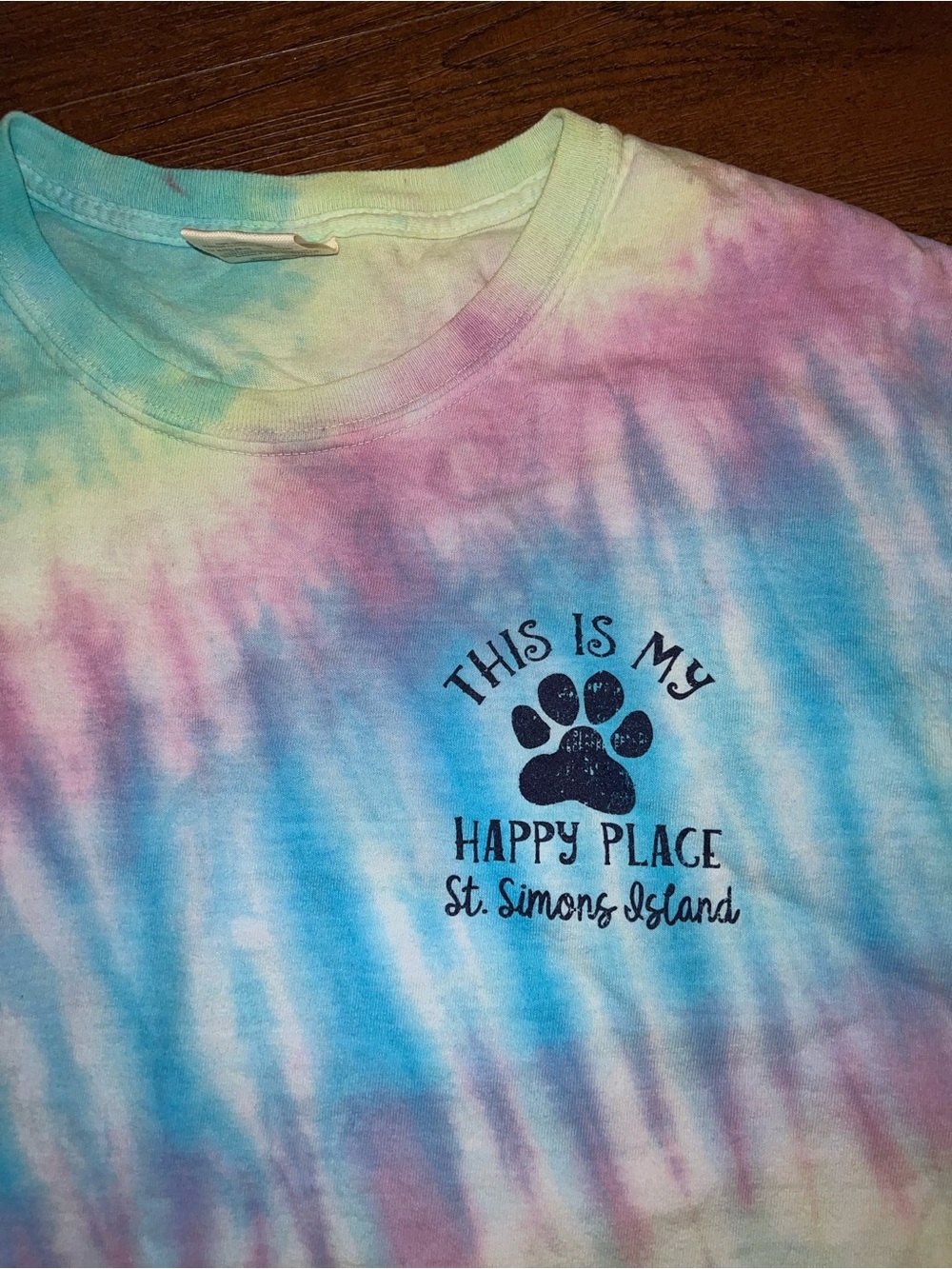 St Simons Island Tie Dye Graphic Dog Print Pink, Green & Blue T-Shirt Size L - Picture 3 of 9